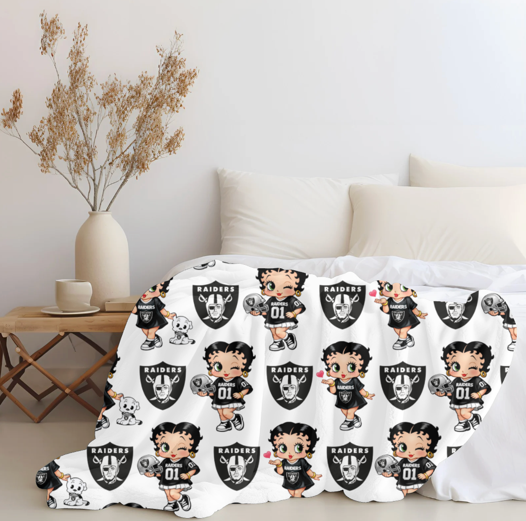 Betty x Raiders Plush Blanket