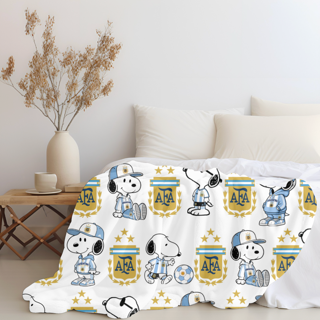 Snoopy x Argentina Plush Blanket