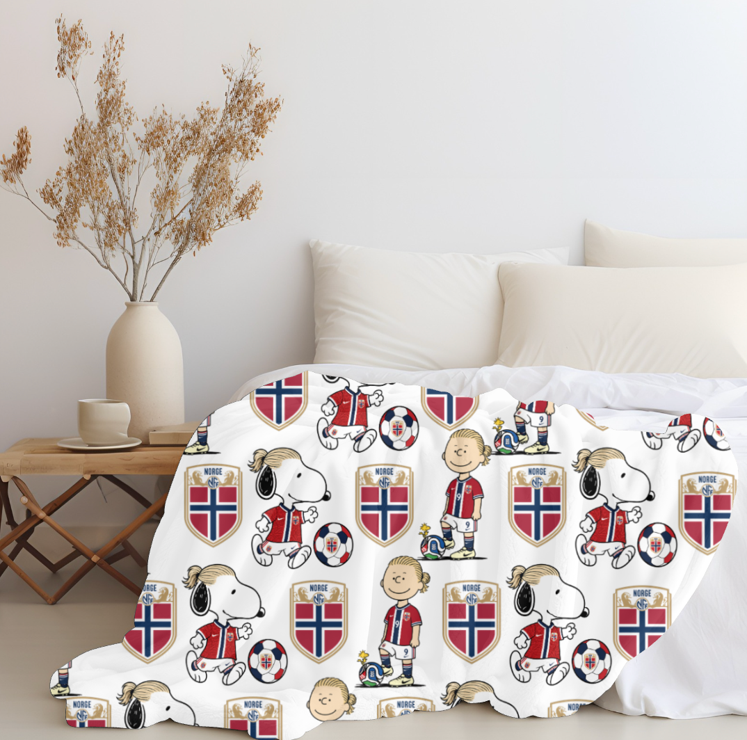 Snoopy Haaland Norway Plush Blanket
