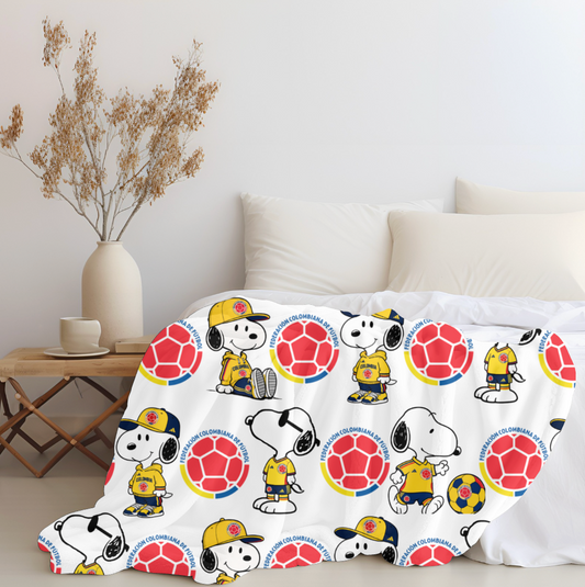 Snoopy x Colombia Plush Blanket