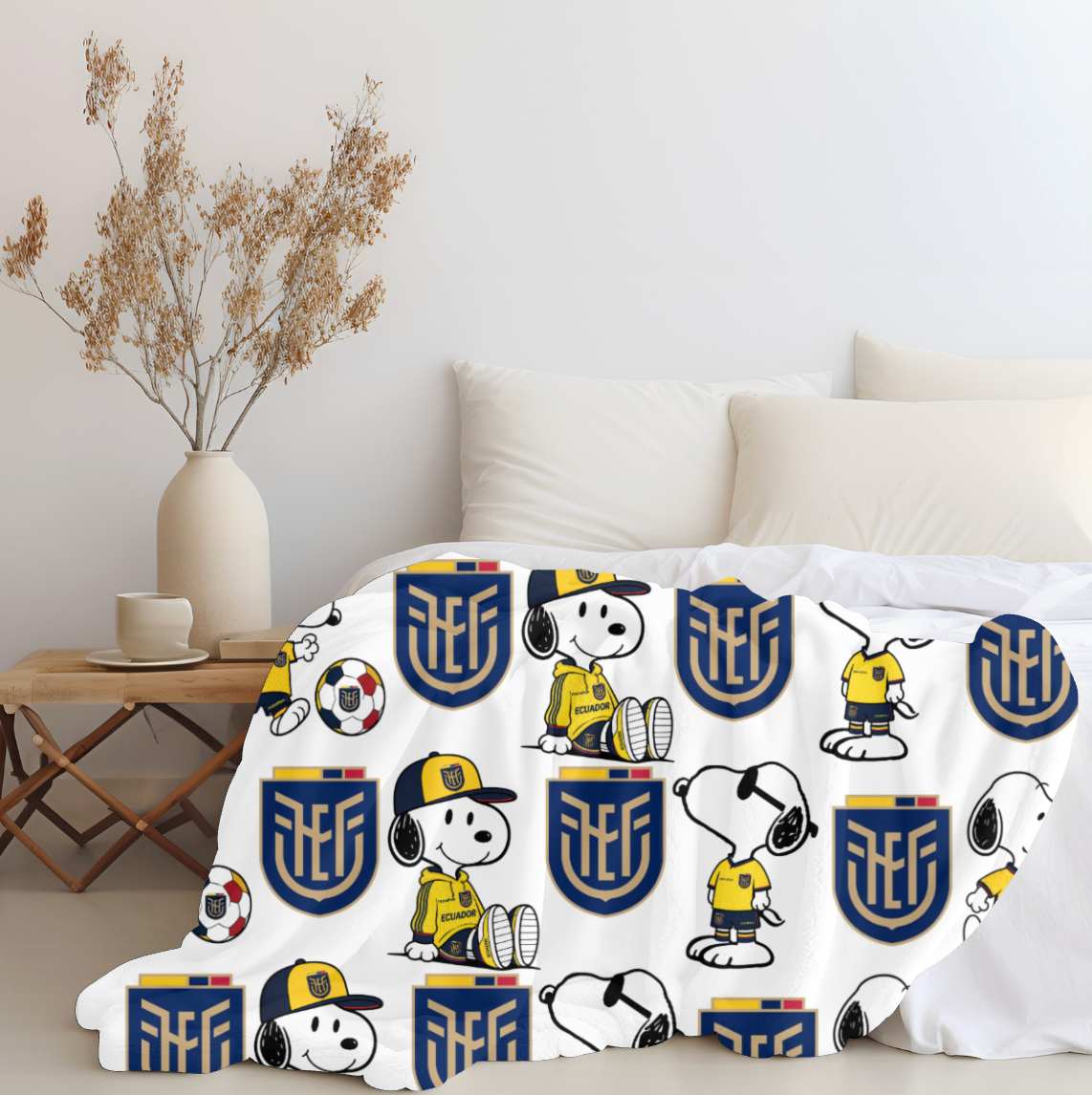 Snoopy x Equador Plush Blanket