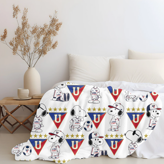 Snoopy x LDU Quito Plush Blanket